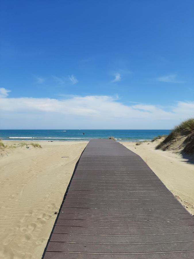 Plage De La Roquille Agde Exterior foto